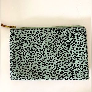 Madewell clutch - animal print unique blue/turquoise black - (original tags)